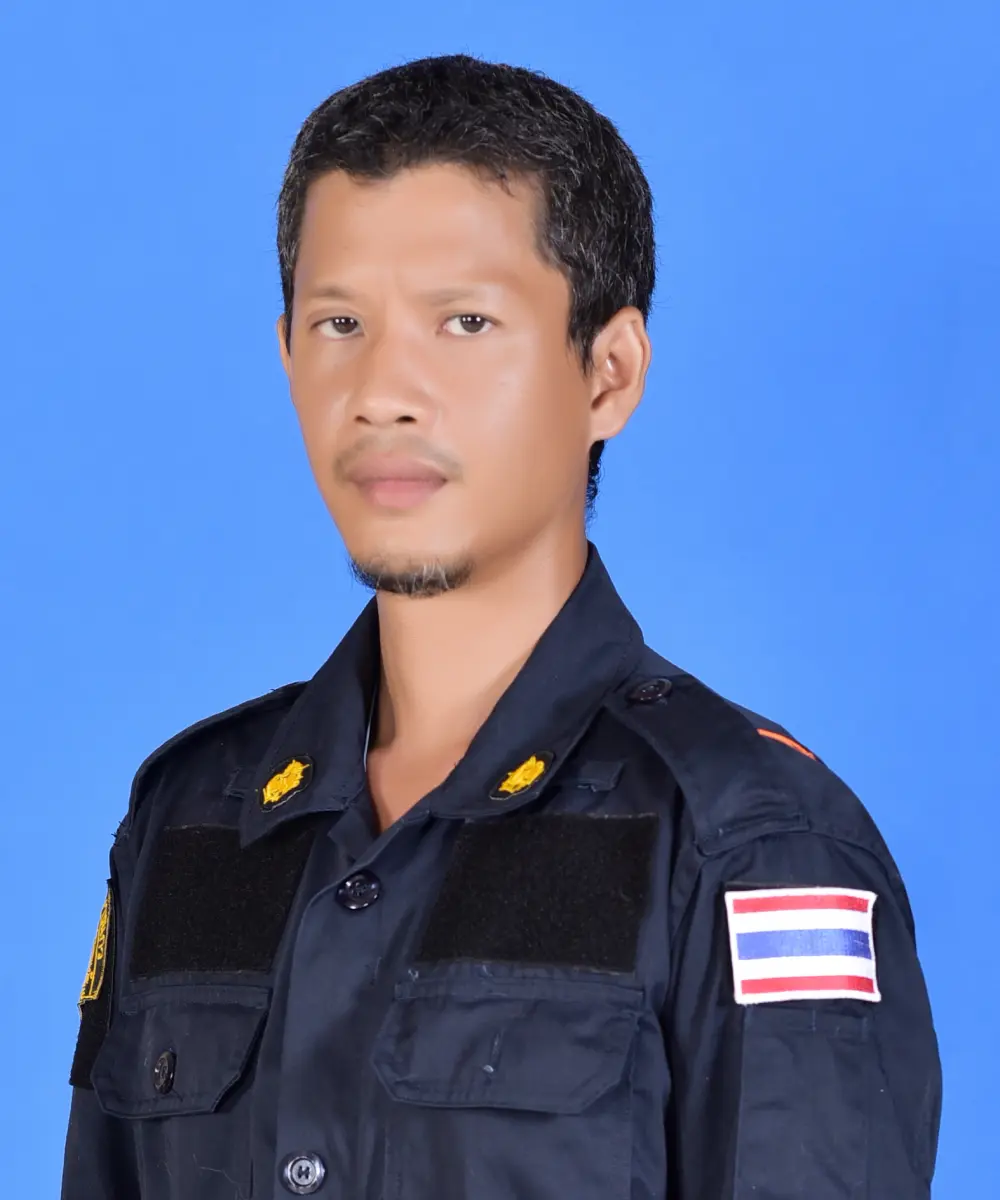 นายธนะพงศ์ เงาศรี