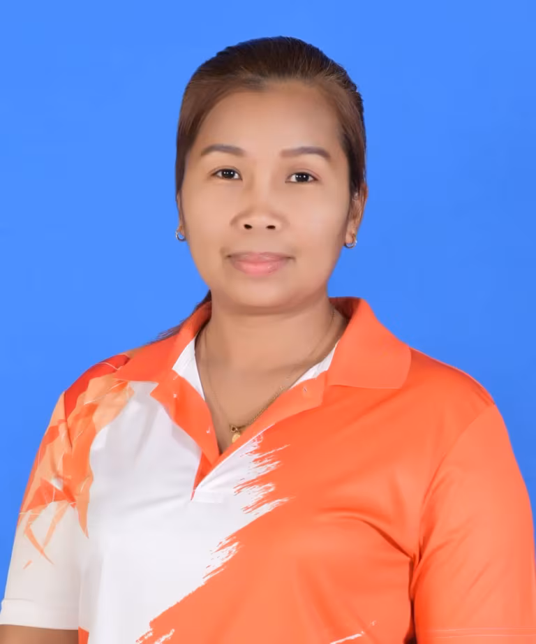 นางสาวจุรีรัตน์ สลัดทุกข์