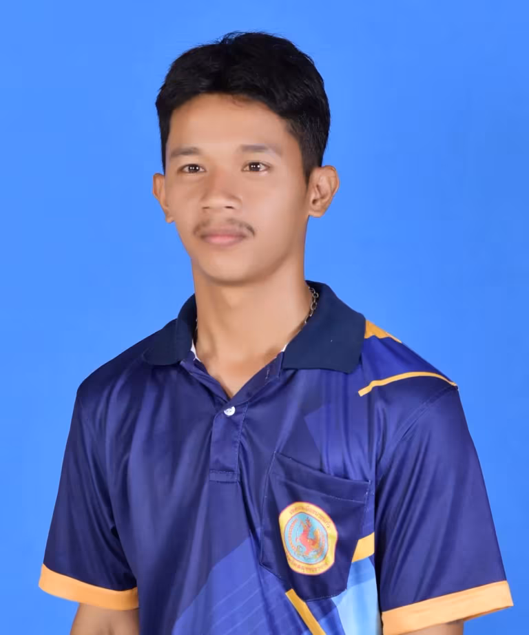 นายมารุต พวงบุบผา