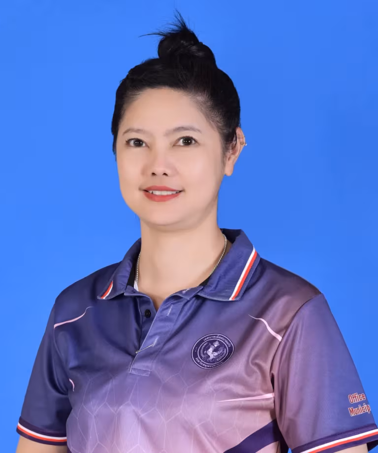 นางสาวลินนภัสร์ ษทิญา