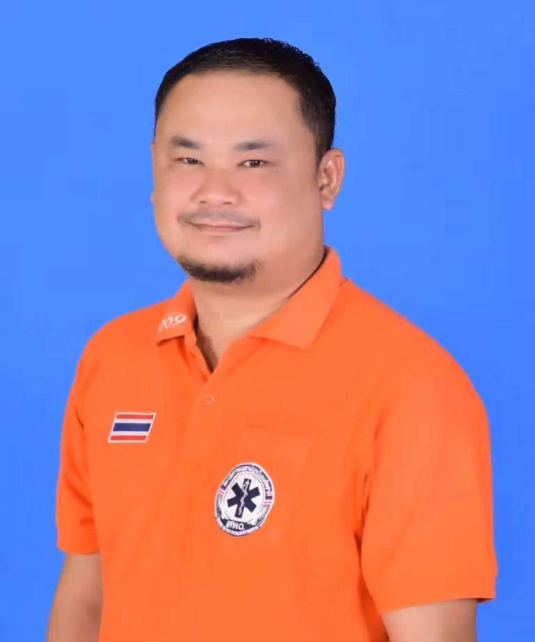 นายสุรศักดิ์ สอนวงษ์