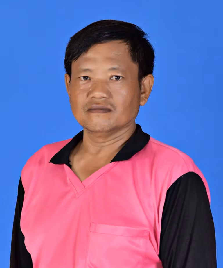 นายปรีชา สุขสำราญ