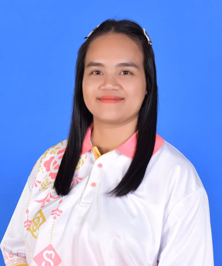 นางสาวสุฑาทิพย์ สุเลิศ