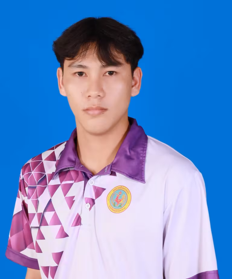 นายณัฐวุฒิ แสงชมภู