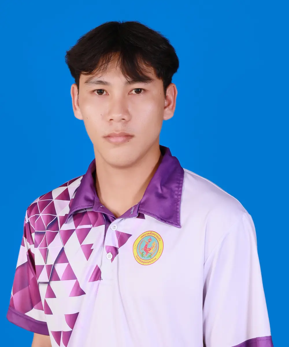 นายณัฐวุฒิ แสงชมภู