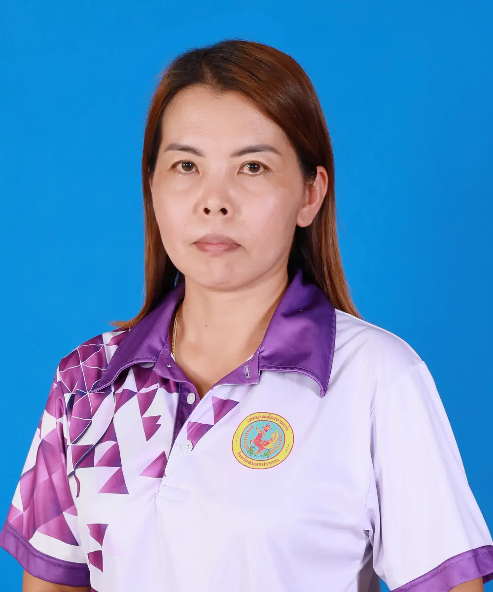 นางสาวชมพูนุท เอี่ยมดีเลิศ