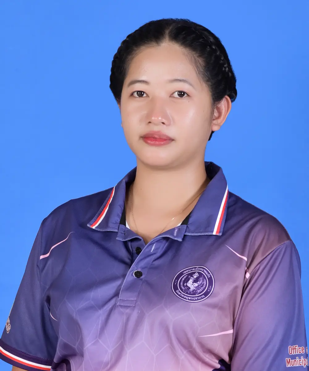 นางสาวชื่นฤทัย ชาญชัย