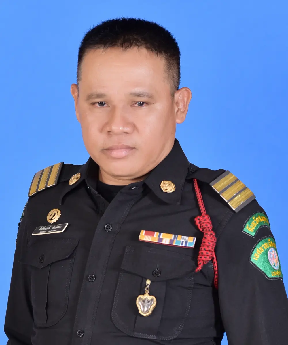 นายศักดิ์กฤษณ์ พิมพ์ทอง