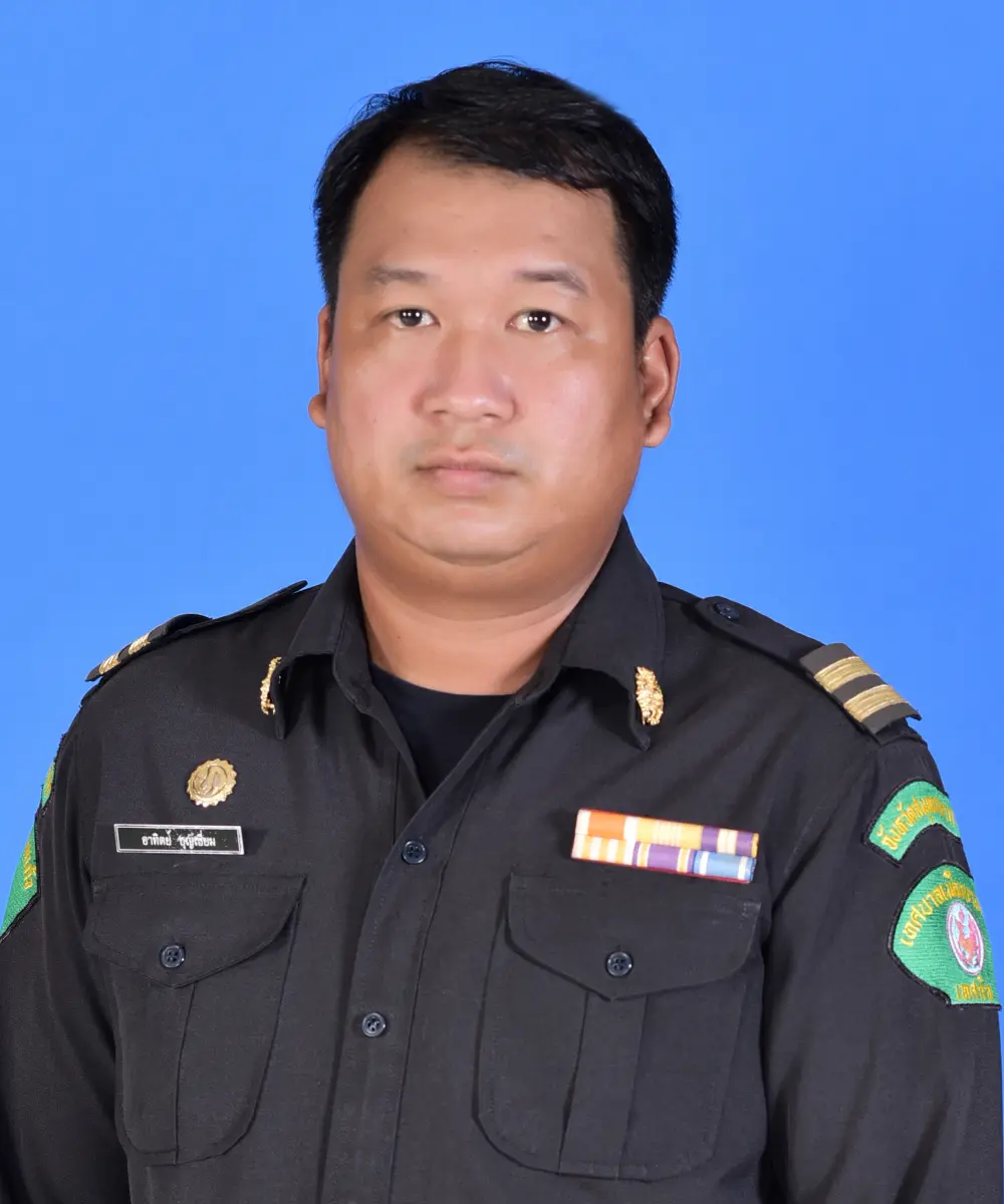 นายอาทิตย์ บุญเปี่ยม