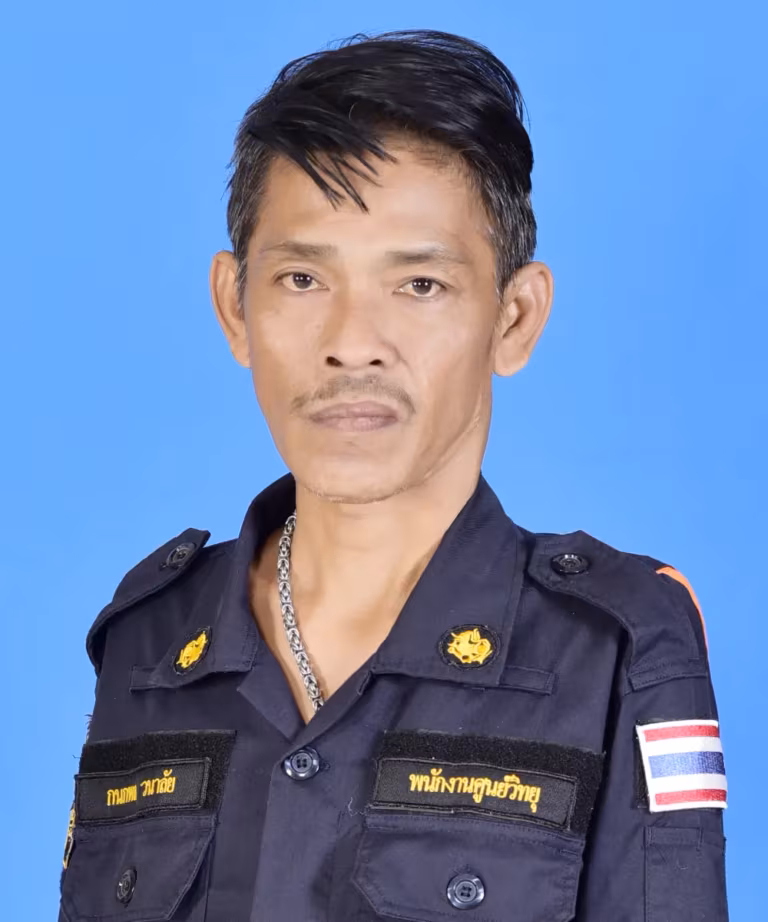 นายกนกพล วนาลัย